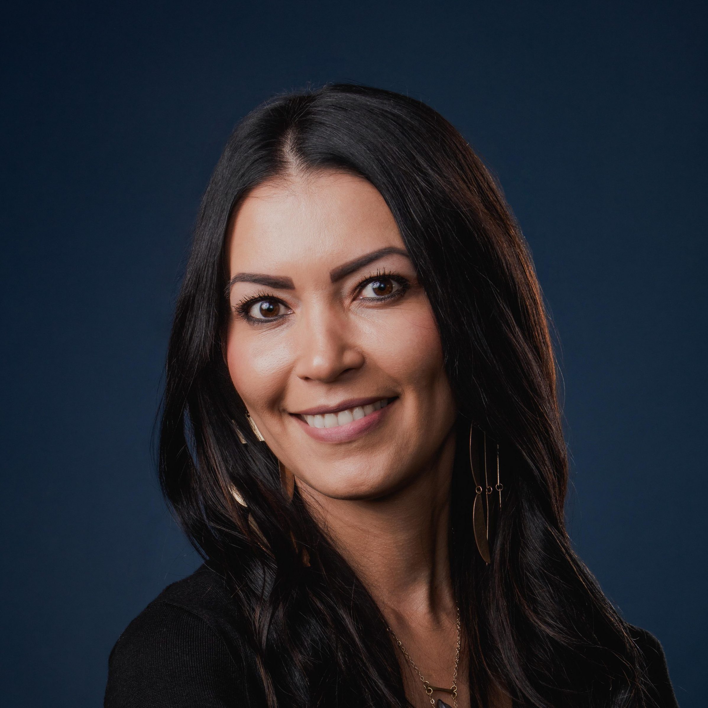 GerardoSumano-Windermere-Headshots-19 copy-SQAURE